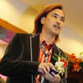 访耀华饮食集团董事长区又生