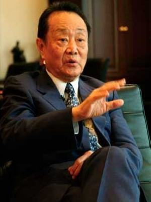 “酒店大王”郭鹤年