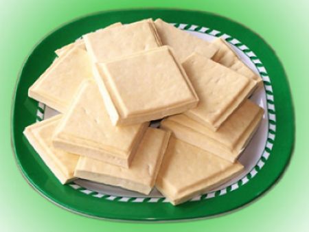 开小店挣大钱每年收入1.5亿元