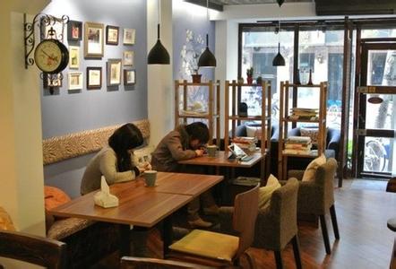 大学生村官开主题咖啡馆