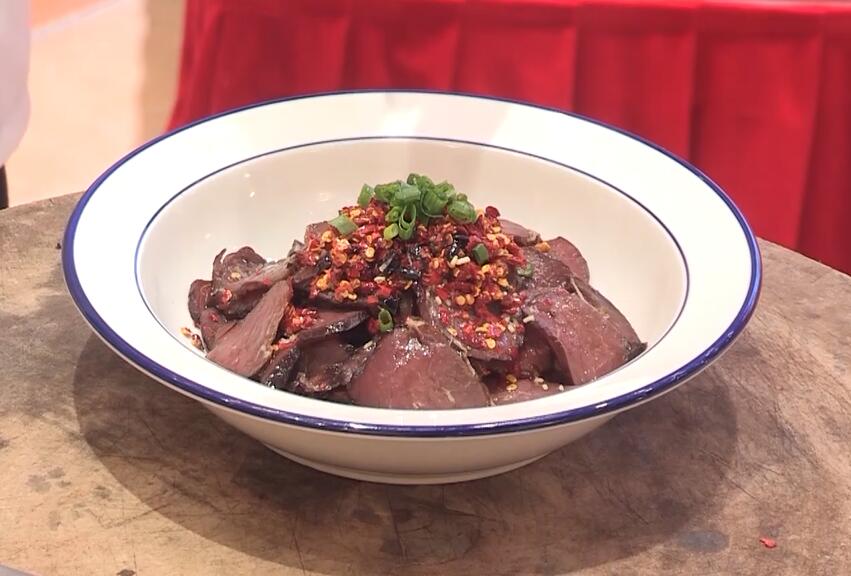 豆辣蒸腊牛肉