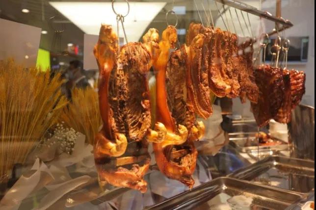 皇上皇跨界有料局