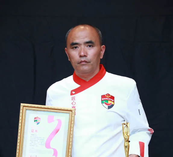 青年烹饪艺术家林敬春：创新闽清菜，为高校团餐事业贡献力量